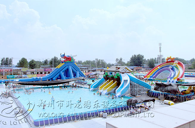 臥龍充氣水滑梯造型豐富 熱銷款移動水上樂園設備